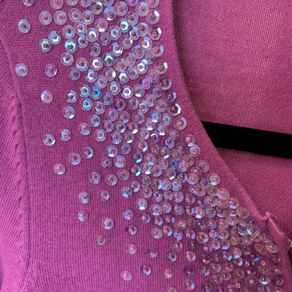 Elegant Sequin Magenta Knit Cardigan w/ Front Hook Closure - Picture 2 of 11